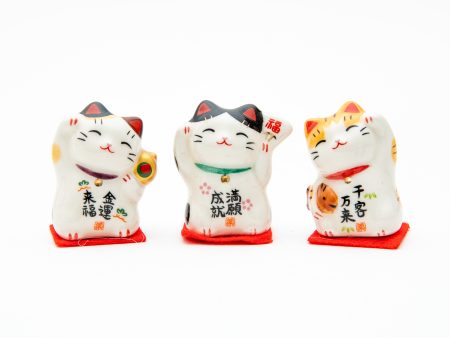 Beckoning Cat Porcelain Ornament Fashion